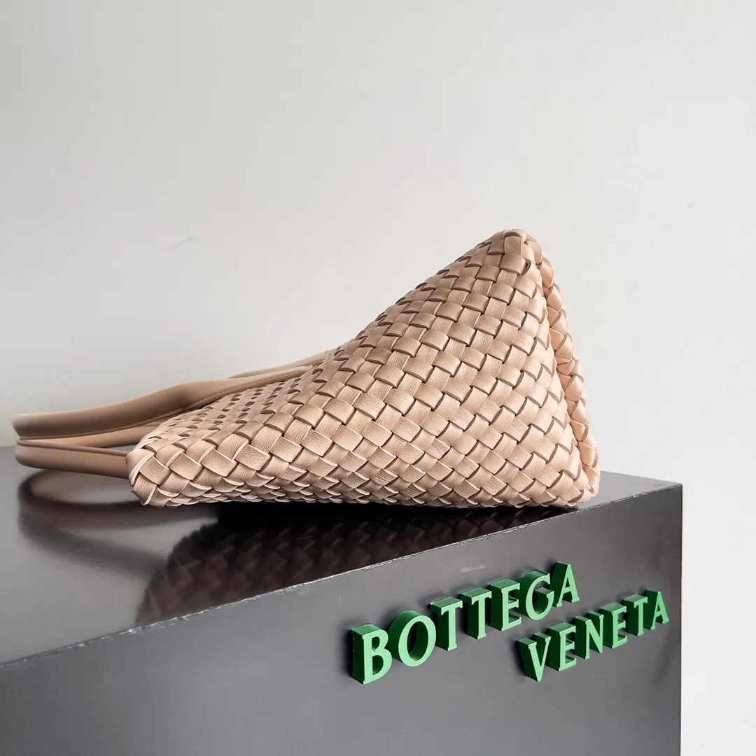All categories 💚 Authentic bags 💚 BV 2025 new BV handbags